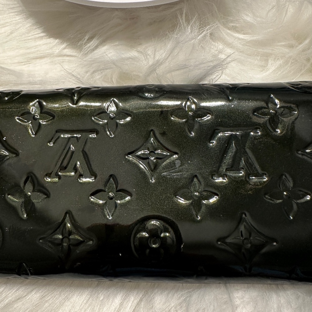 RARE Emerald Green Vernis Louis Vuitton Sara Wallet - Picture 7 of 13
